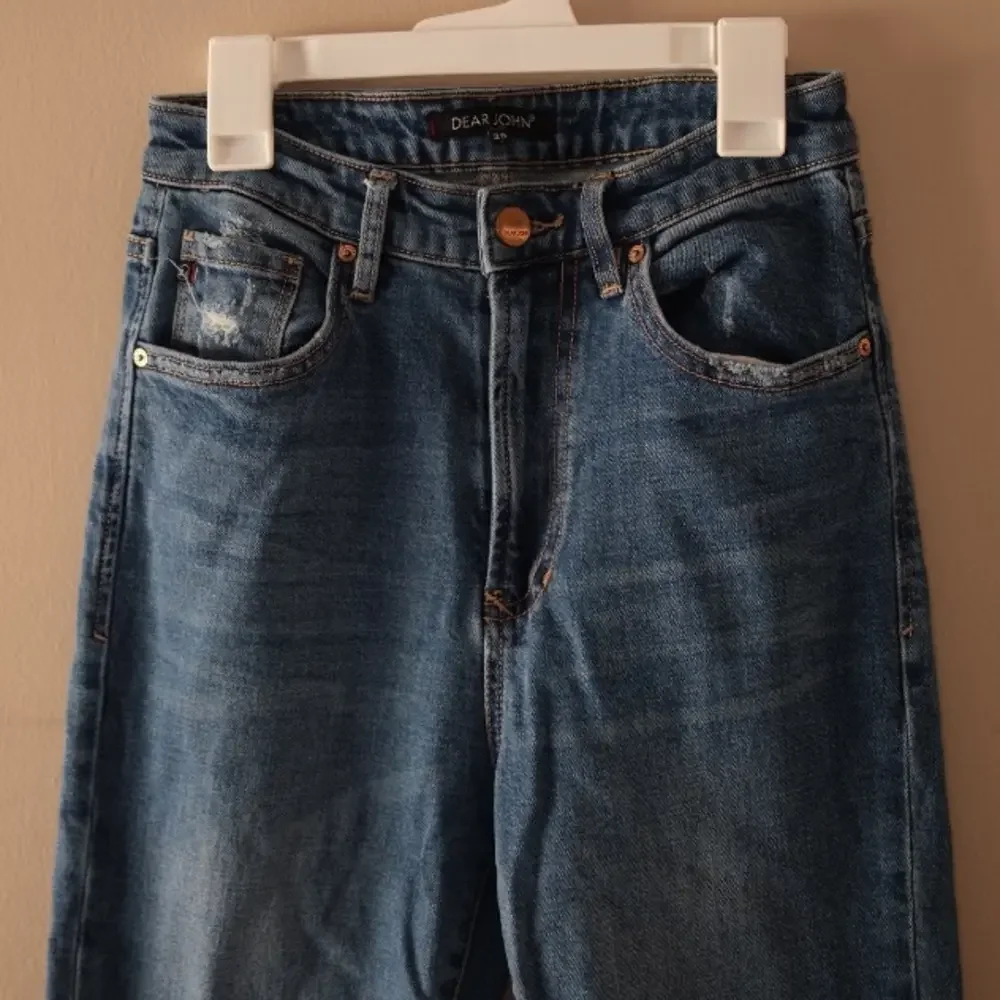 Dear John Denim Crop Jean in Blue - Picture 3 of 5